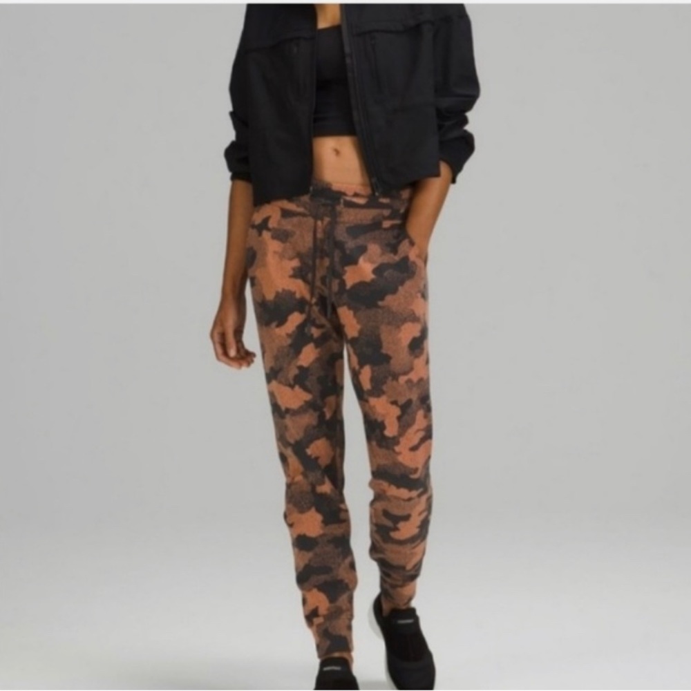 lululemon joggers